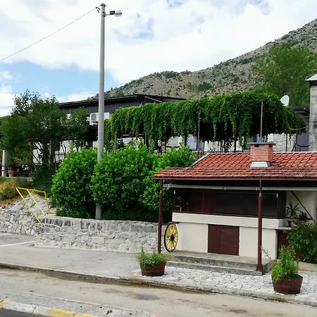 Vinarija Andjusic 3* Dracevo (Trebinje)