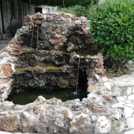 Vinarija Andjusic Alojamento de Acomodação e Pequeno-almoço